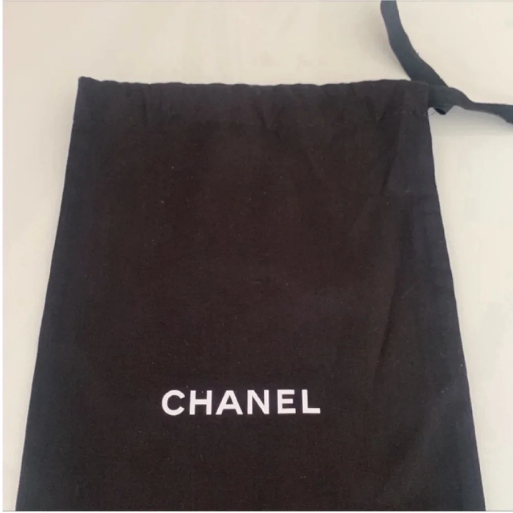Chanel Black Cotton White Logo Drawstring Shoe Dust Bag Storage Travel Bag - Picture 2 of 5